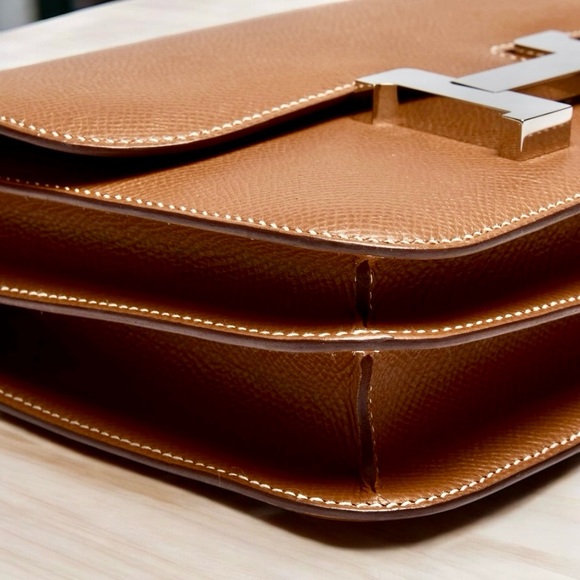 SOLD! HERMES Constance 18 Mini Gold Epsom Leather PHW. Stamp B! - Picture 11 of 16